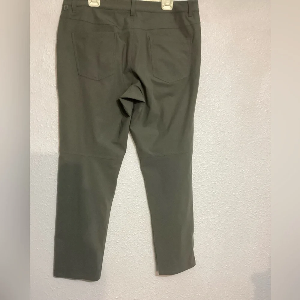 Lululemon Men's Olive Green Pants size 36